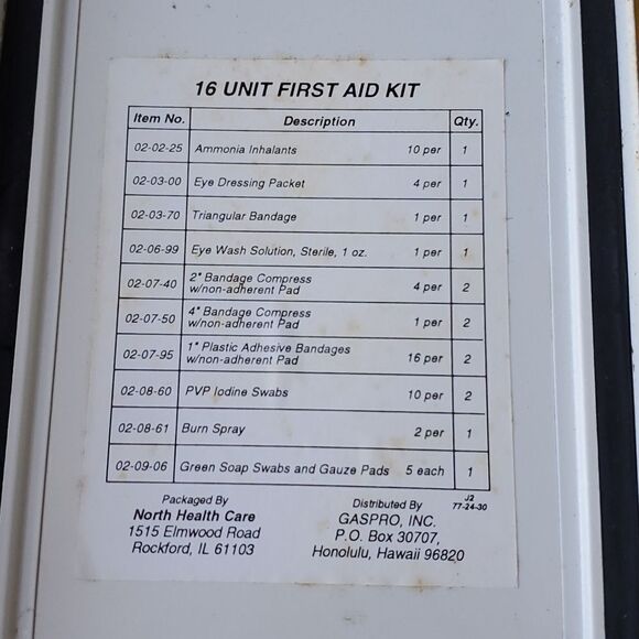 Vintage Metal Gaspro First Aid Kit Honolulu Hawaii Box - Picture 6 of 7